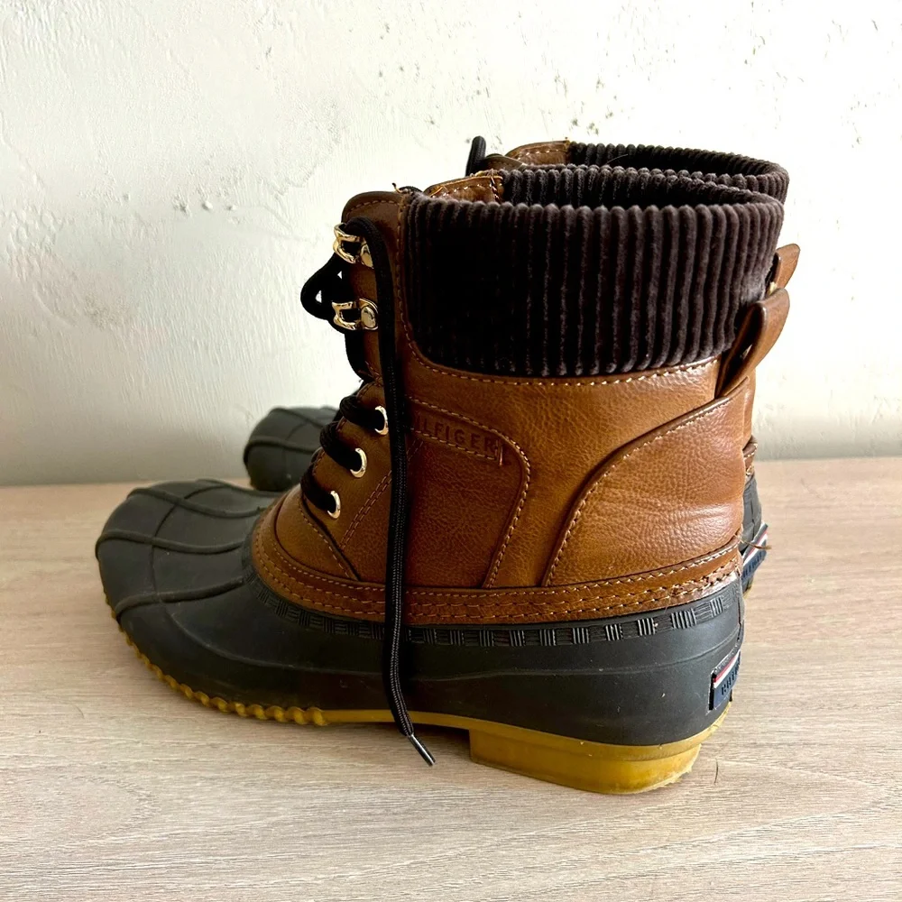 Brown and Navy Tommy Hilfiger Raelen 2 Rain Boots - Picture 2 of 5